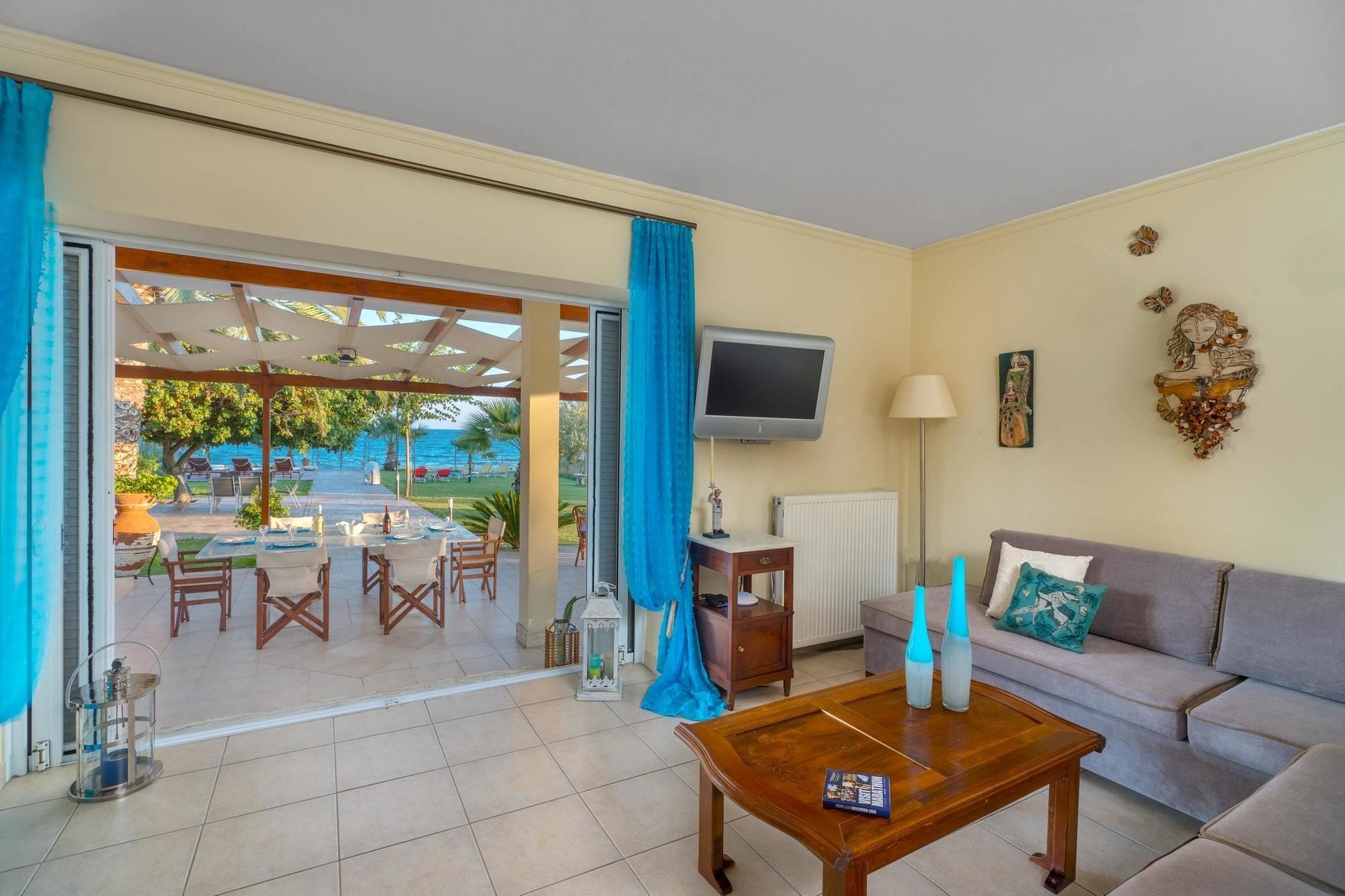 Maria'S Seaside Villa - House With 3 Rooms In Marathon, With Wonderful 외부 사진