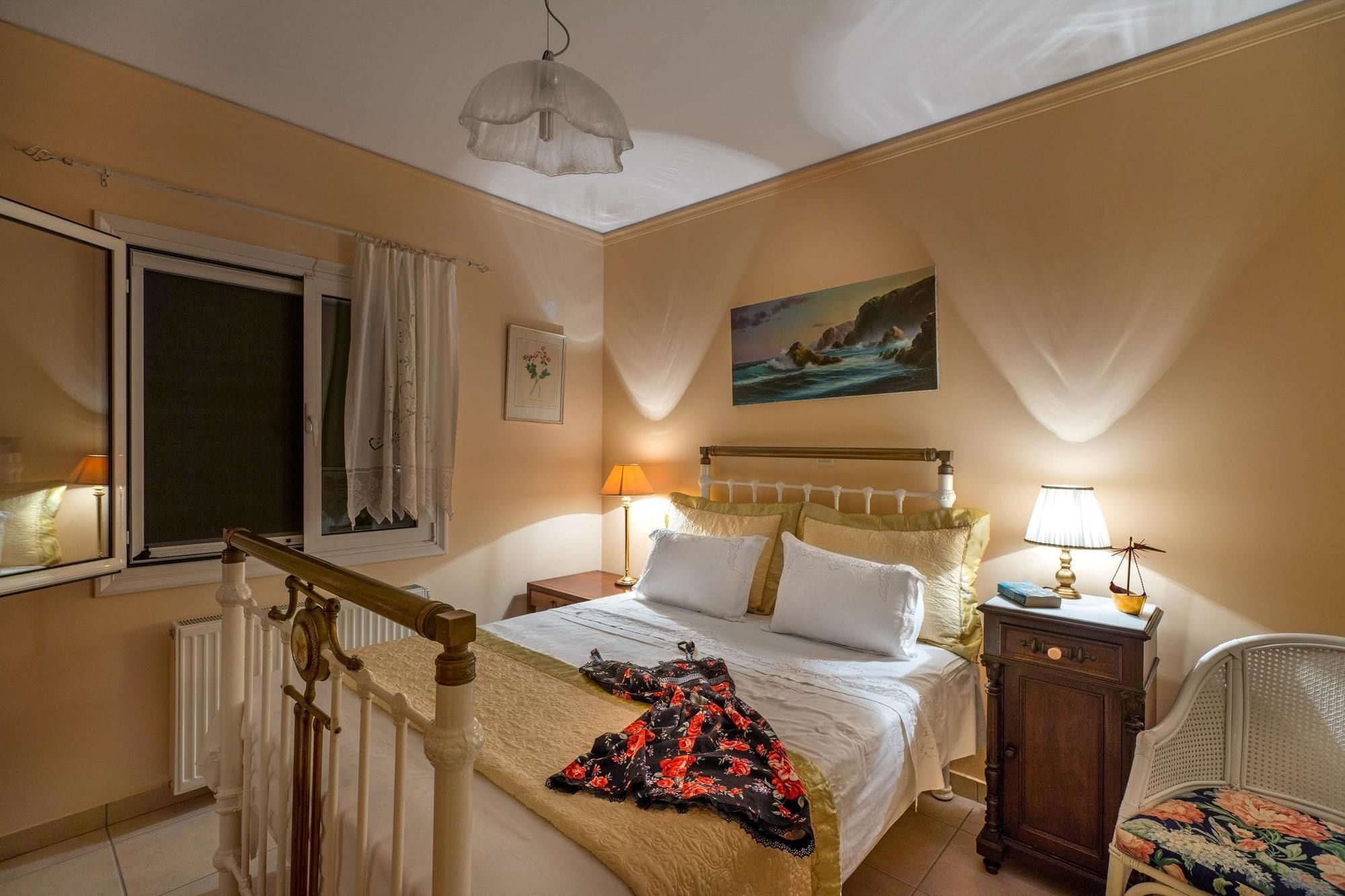 Maria'S Seaside Villa - House With 3 Rooms In Marathon, With Wonderful 외부 사진
