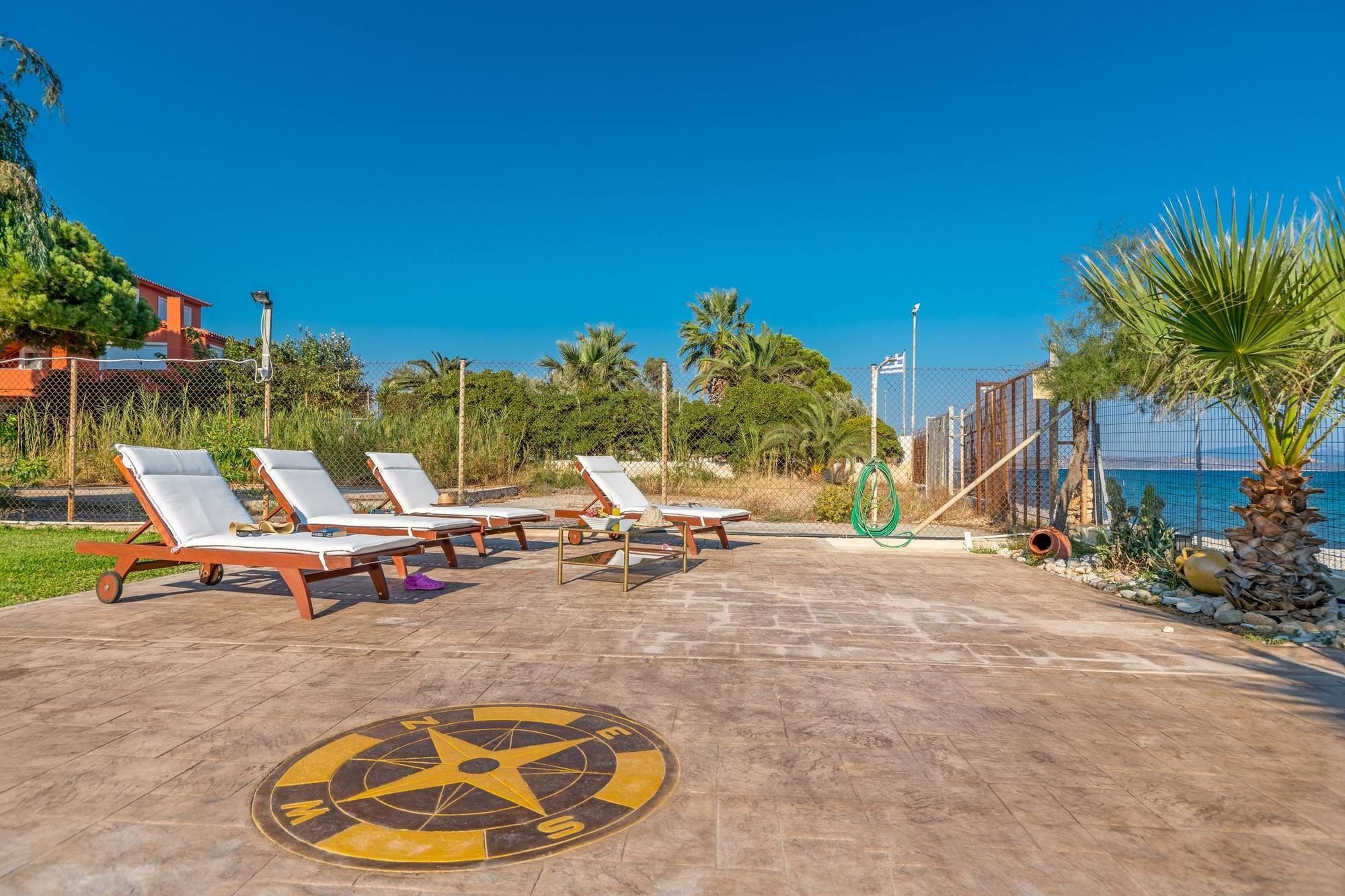 Maria'S Seaside Villa - House With 3 Rooms In Marathon, With Wonderful 외부 사진